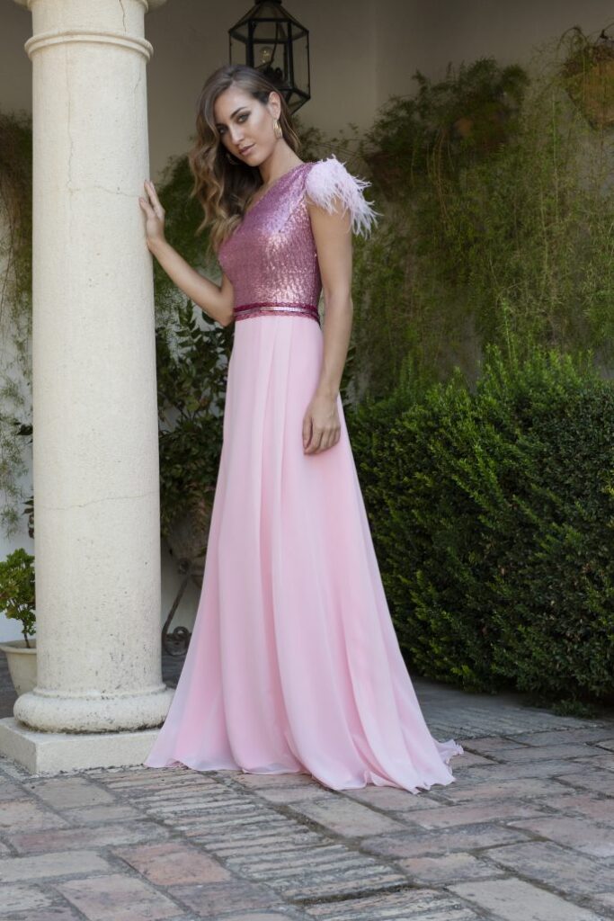Elegancia en costura.